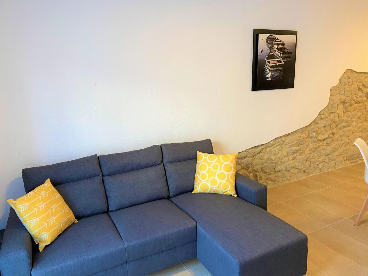 Apartaments L'Escala Centre Экстерьер фото