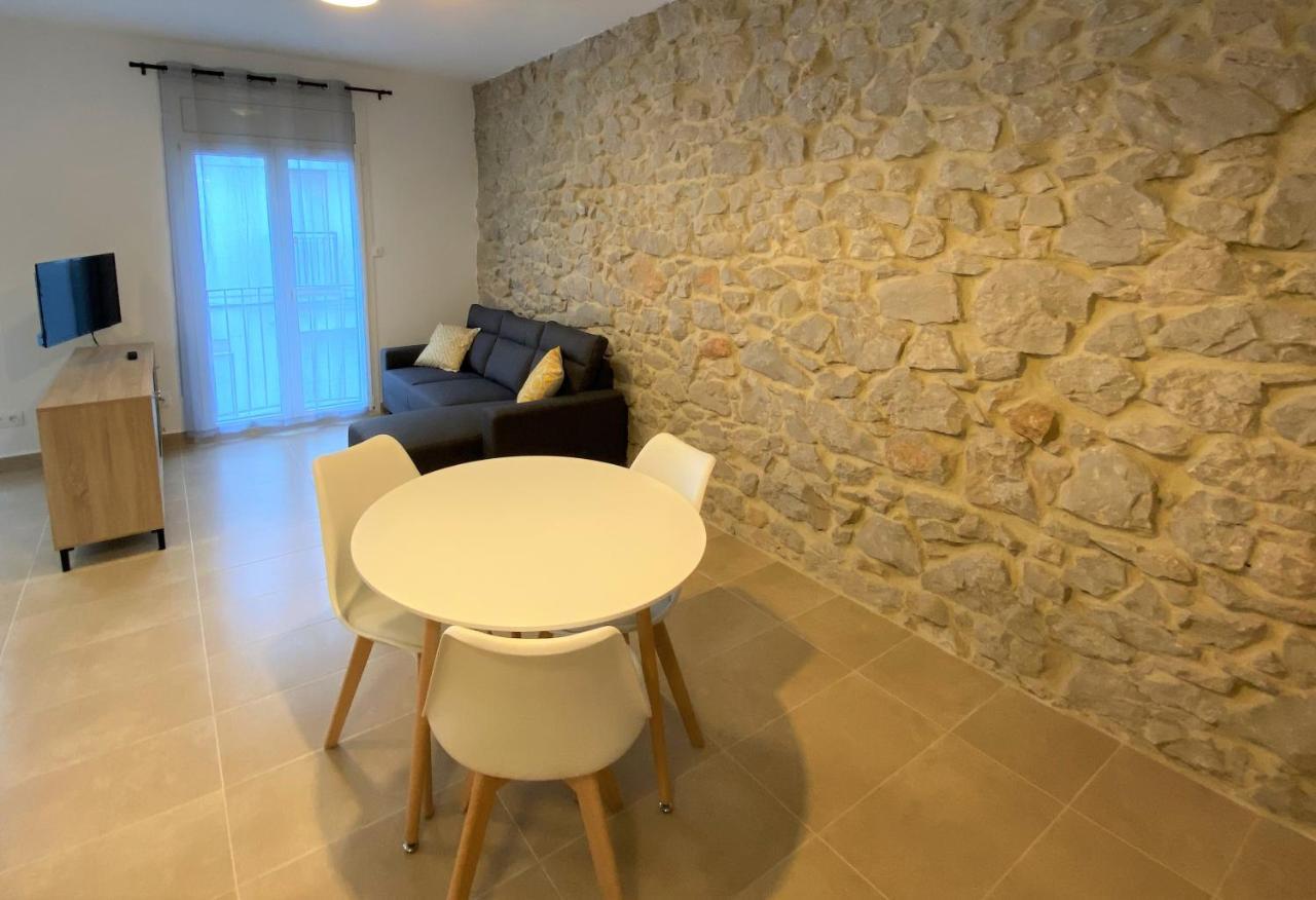 Apartaments L'Escala Centre Экстерьер фото