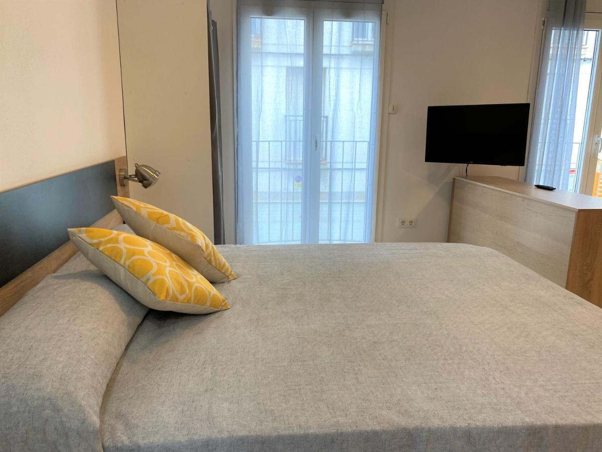 Apartaments L'Escala Centre Экстерьер фото