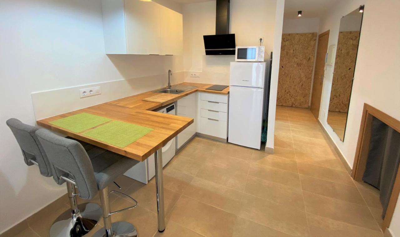 Apartaments L'Escala Centre Экстерьер фото