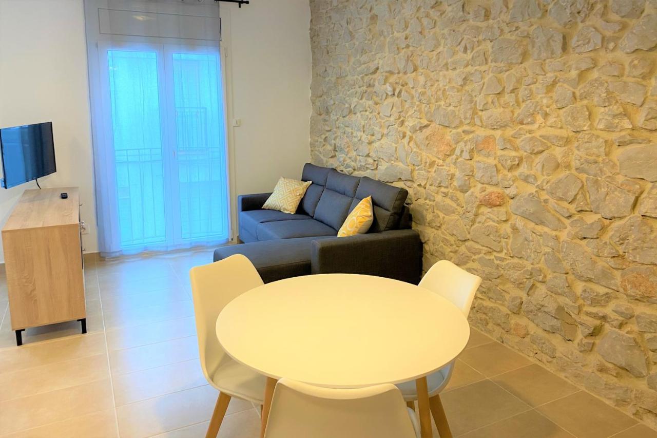 Apartaments L'Escala Centre Экстерьер фото